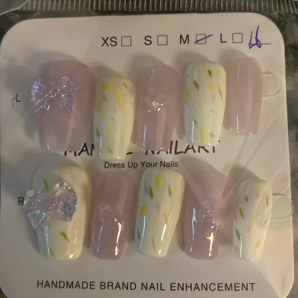 Pink Bow 🎀 Press on nails